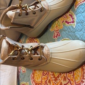 Sperry rain boots